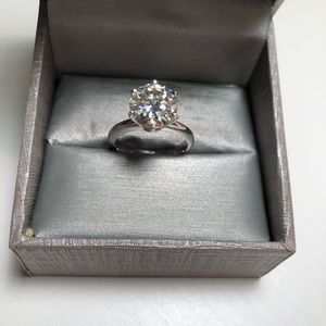 3.00 CT Moissanite Ring Fiery & Sparkly Size 6.5